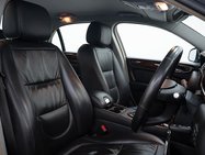 Jaguar XJ 3.0 V6 Sovereign Saloon 4dr Petrol Automatic (249 g/km, 240 bhp) 2