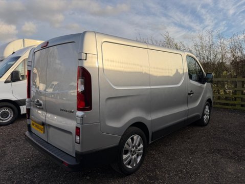 Renault Trafic 2.0 dCi Blue SL28 Sport L1 H1 Euro 6 (s/s) 5dr 5