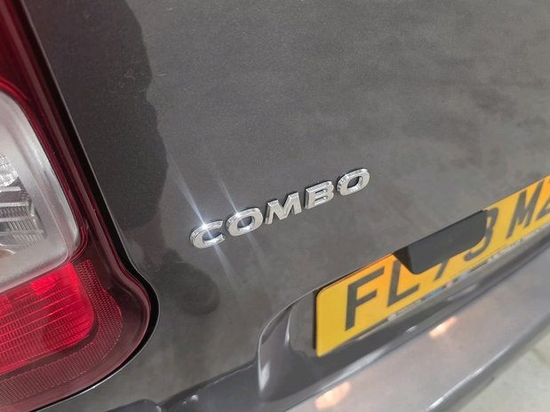 Vauxhall Combo VAUXHALL COMBO CARGO L1 DIESEL 2300 1.5 Turbo D 100ps H1 Pro Van 8