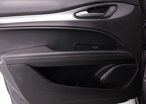 Alfa Romeo Stelvio 2.0 Stelvio Sprint TB AWD Auto 4WD 5dr 42