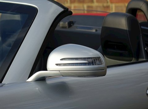 Mercedes-Benz SLS AMG Roadster 17