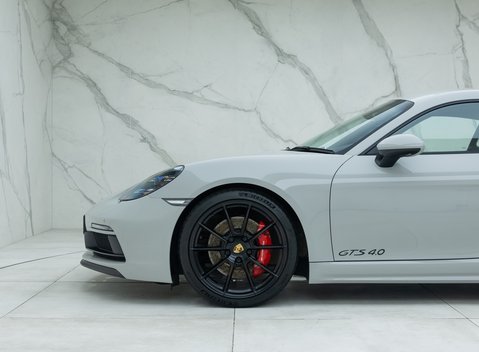 Porsche 718 Cayman GTS 4.0 31