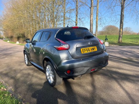 Nissan Juke 1.6 N-Connecta XTRON Euro 6 5dr 14