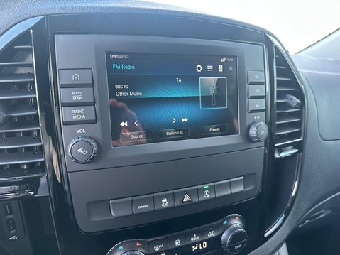 Mercedes-Benz Vito 119 PREMIUM L1 14