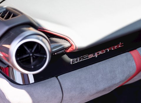 Ferrari 812 Superfast 18