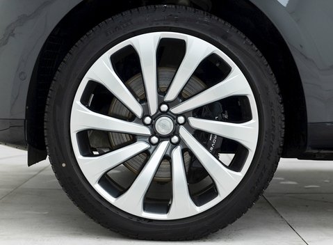 Land Rover Range Rover P530 SV 8