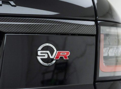 Land Rover Range Rover Sport 5.0 SVR Carbon Edition 32