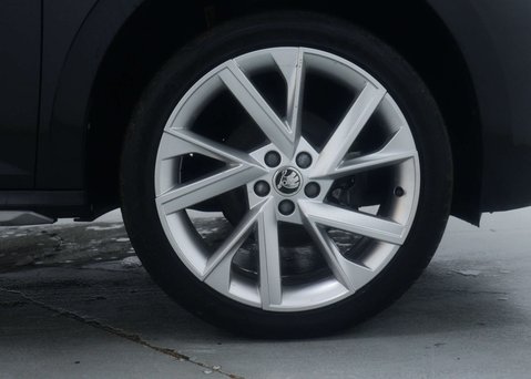 Skoda Kamiq 1.5 Kamiq SE L Executive TSi Semi-Auto 5dr 14