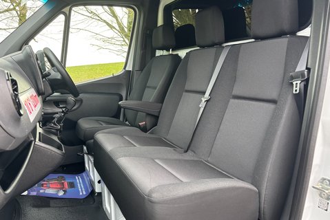 Mercedes-Benz Sprinter 315 Cdi Progressive Luton with Tail Lift 3