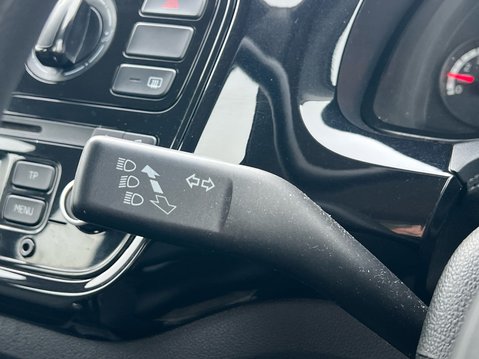 Volkswagen Up MOVE UP BLUEMOTION TECHNOLOGY 27