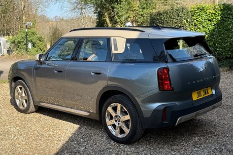 Mini Countryman C EXCLUSIVE 10