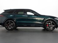 Jaguar F-Pace 5.0 P550 V8 SVR SUV 5dr Petrol Quickshift AWD Euro 6 (s/s) (550 ps) 37