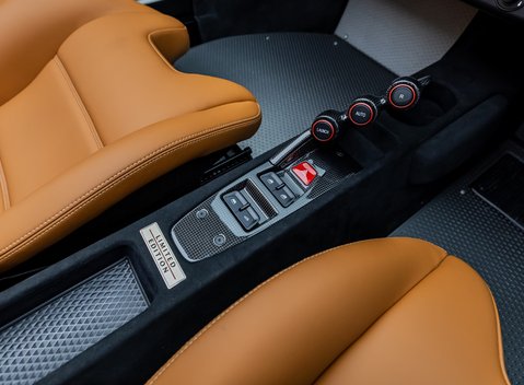 Ferrari 458 Speciale Aperta 28