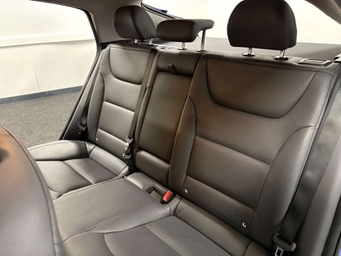 Hyundai IONIQ 1.6 IONIQ Premium SE FHEV Semi-Auto 5dr 37