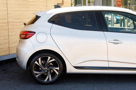 Renault Clio E-TECH ENGINEERED PHEV 7