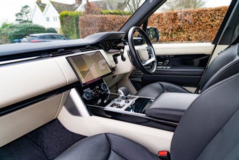 Land Rover Range Rover D350 SE 8