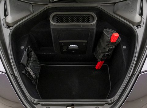 McLaren 720S Performance 31