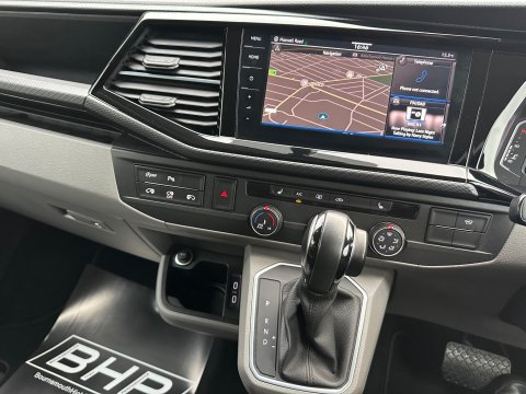 Volkswagen Transporter 2.0 BiTDI T32 Sportline Black Edition Kombi DSG FWD SWB Euro 6 (s/s) 5dr 19