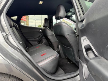 Ford Fiesta ST-LINE X 29