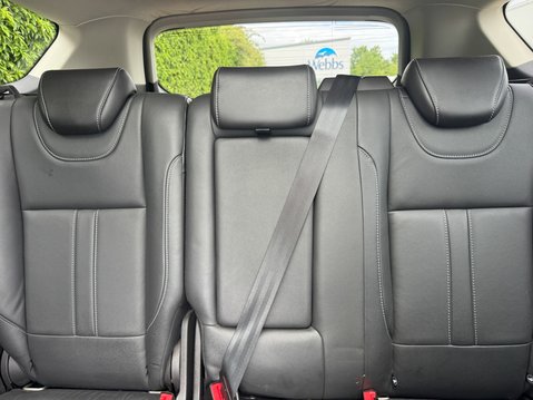 Ford Kuga 2.0 TDCi Titanium X SUV 5dr Diesel Powershift AWD Euro 5 (163 ps) 9