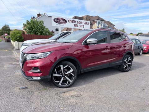 Nissan Qashqai 1.3 DIG-T TEKNA PLUS 1