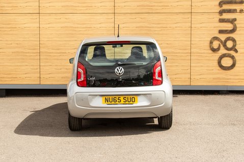 Volkswagen Up HIGH UP 6