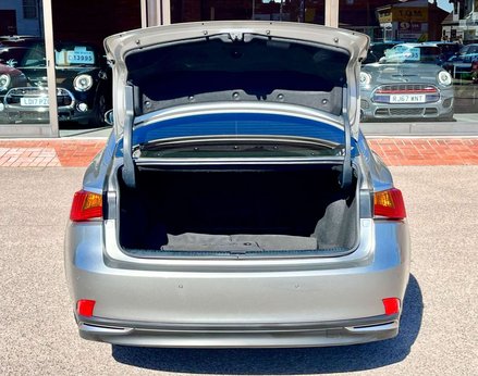 Lexus Is 2.5 IS 300h Advance CVT 4dr 63