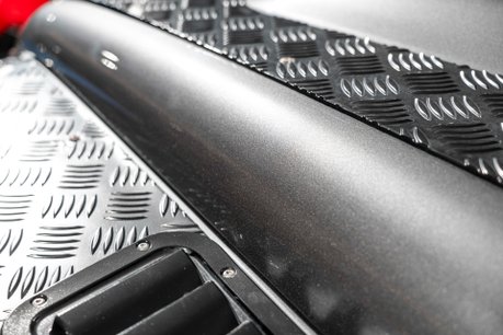 Land Rover Defender 90 NOW SOLD. SIMILAR REQUIRED. PLEASE CALL 01903 254800. 29