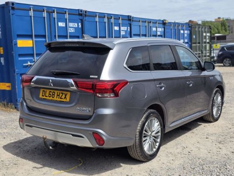 Mitsubishi Outlander 2.4h TwinMotor 13.8kWh 4h SUV 5dr Petrol Plug-in Hybrid CVT 4WD Euro 6 (s/s 9