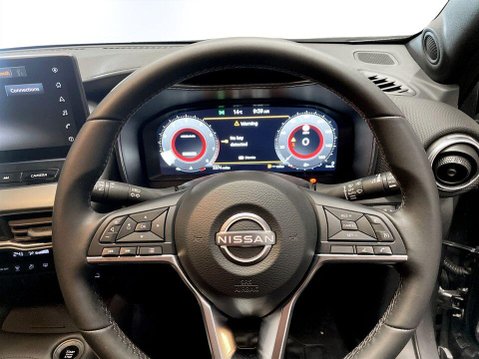 Nissan Juke 1.0 DIG-T N-Connecta SUV 5dr Petrol Manual Euro 6 (s/s) (114 ps) Air Con - 25