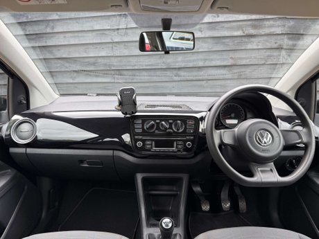 Volkswagen Up 1.0 Move up! 3dr 18