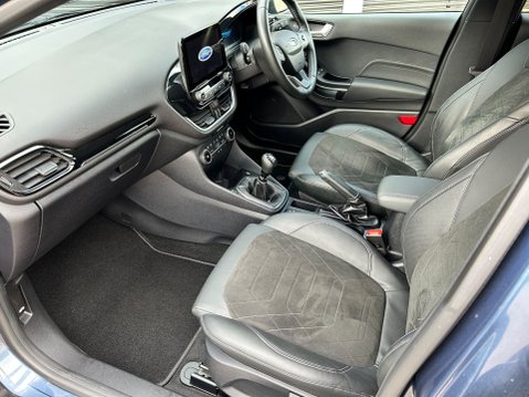 Ford Fiesta TITANIUM X MHEV 37