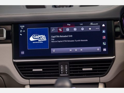 Porsche Cayenne 3.0 V6 E-Hybrid 17.9kWh Platinum Edition TiptronicS 4WD Euro 6 (s/s) 5dr (3 45