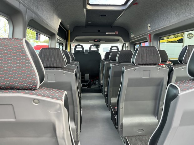 Peugeot Boxer PEUGEOT BOXER 440 L4H2 BLUE 17 SEATER MINIBUS 33