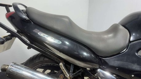 Suzuki GSX 2002 47K RUNNING PROJECT BIKE SPARES OR REPAIR 600CC COMMUTER 10