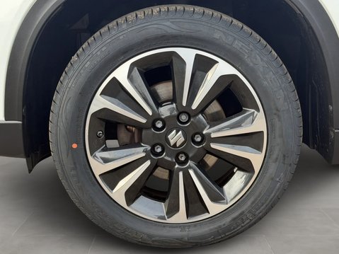 Suzuki Vitara 1.4 Boosterjet 48V Hybrid SZ5 5dr 14