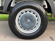 Renault Master LL35 Business 145 ps dCi Dropside Truck - Air Con & Sat Nav 23