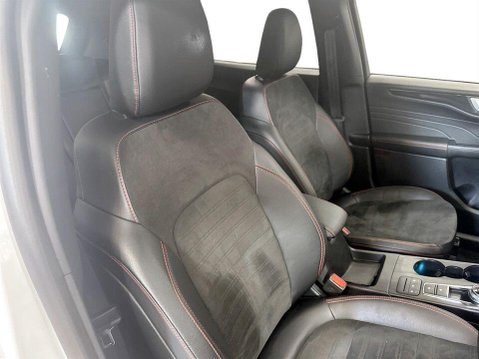 Ford Kuga 2.5 EcoBoost Duratec 14.4kWh ST-Line SUV 5dr Petrol Plug-in Hybrid CVT Euro 11