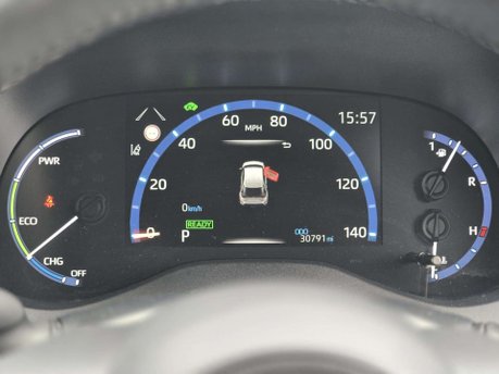 Toyota Yaris Cross 1.5 VVT-h Design SUV 5dr Petrol Hybrid E-CVT Euro 6 (s/s) (116 ps) 29
