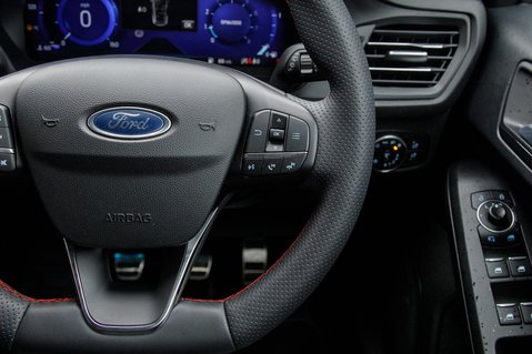 Ford Focus ST-LINE VIGNALE MHEV 21