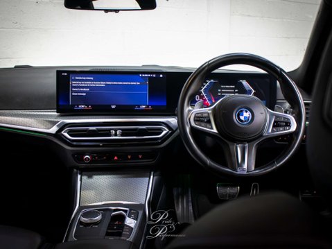 BMW 3 Series 2.0 330e M Sport Auto 5dr 31
