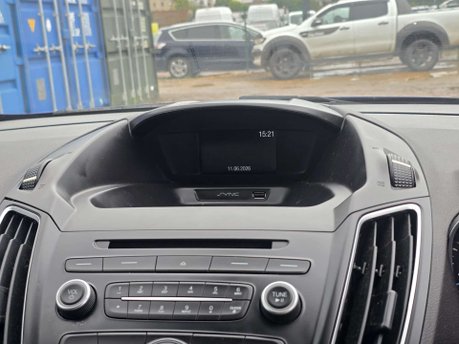 Ford Grand C-Max 1.0T EcoBoost Zetec MPV 5dr Petrol Manual Euro 6 (s/s) (125 ps) 37