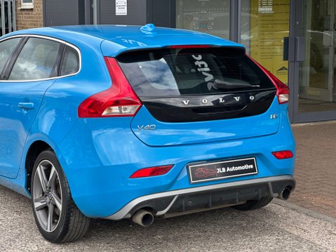 Volvo V40 1.6 V40 R-Design Nav D2 5dr 8