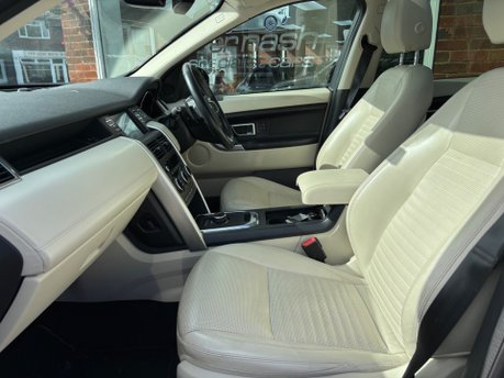 Land Rover Discovery Sport 2.0 Si4 HSE Luxury SUV 5dr Petrol Auto 4WD Euro 6 (s/s) (240 ps) 11
