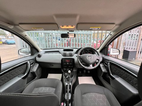 Dacia Duster LAUREATE DCI 28