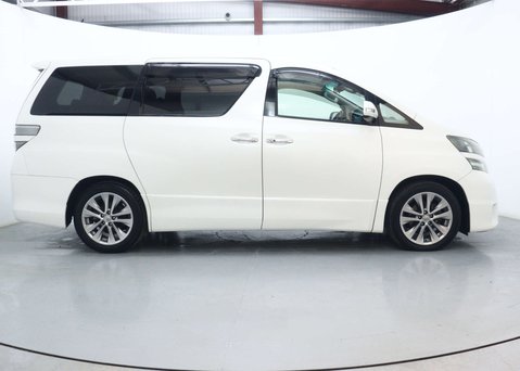 Toyota Vellfire 2.4 PETROL AUTO 5dr 13