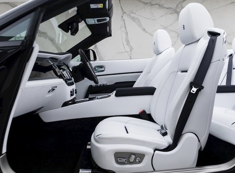 Rolls-Royce Dawn 15