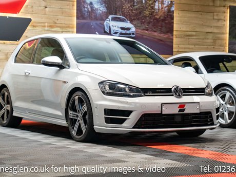 Volkswagen Golf 2.0 Golf R 4WD 3dr 5