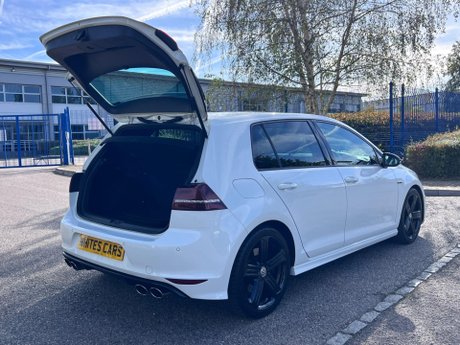 Volkswagen Golf 2.0 TSI BlueMotion Tech R 4Motion Euro 6 (s/s) 5dr 36