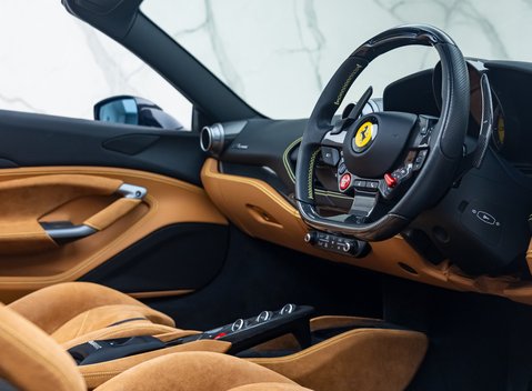 Ferrari F8 SPIDER 14